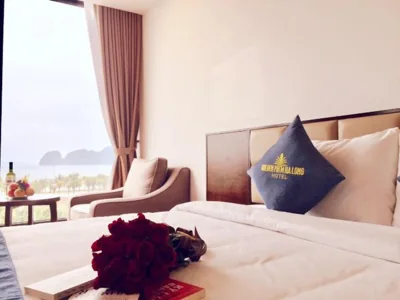 Deluxe Double Room with Sea View — Golden Palm HaLong Hotel